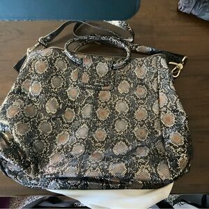 HOBO Large Sheila Snakeskin look polished leather Shoulder Bag nwot